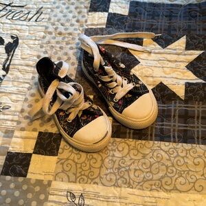 Toddler Girl lace up Sneakers